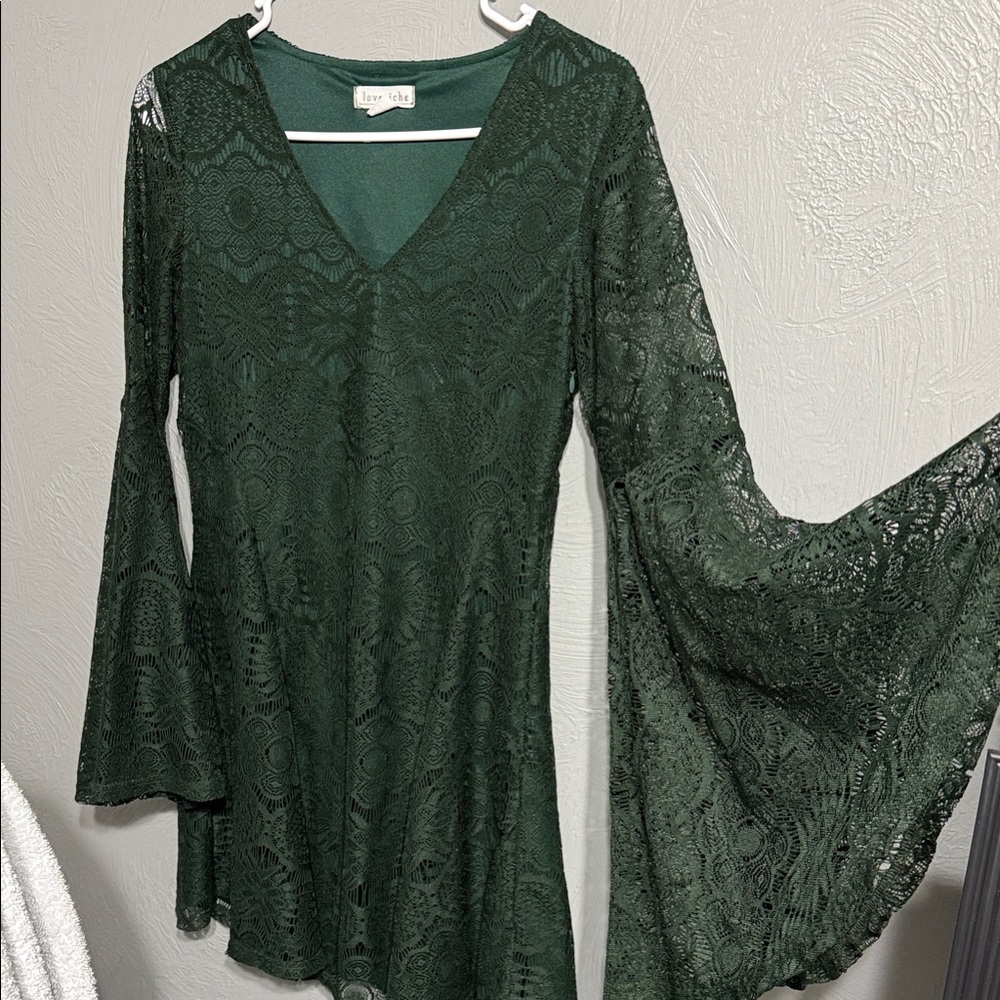Emerald Lace Bell Sleeve Dress